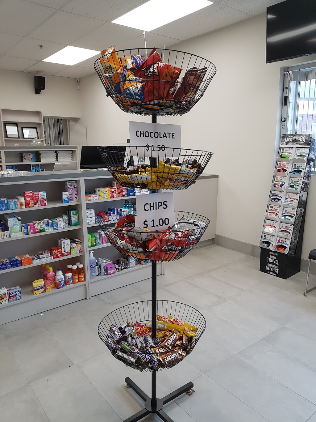 Goldencare Pharmacy- St.Catharines | 264 Welland Ave, St. Catharines, ON L2R 2P8, Canada | Phone: (905) 682-4666