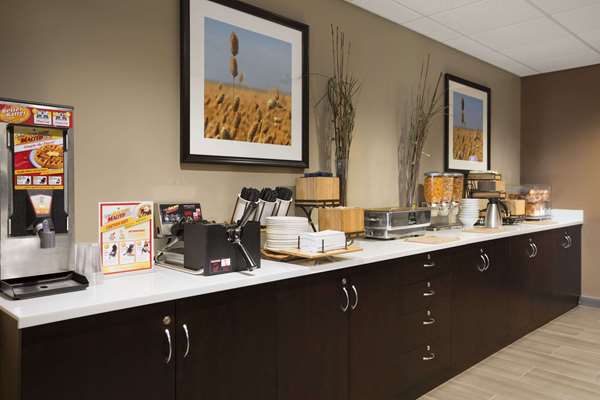 Microtel Inn & Suites by Wyndham Weyburn | 88 Grace St, Weyburn, SK S4H 3N9, Canada | Phone: (306) 842-5700