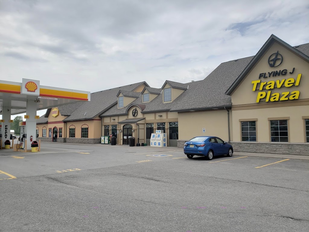 Flying J Travel Center | 1637 Pettit Rd, Fort Erie, ON L2A 5M4, Canada | Phone: (905) 991-1800