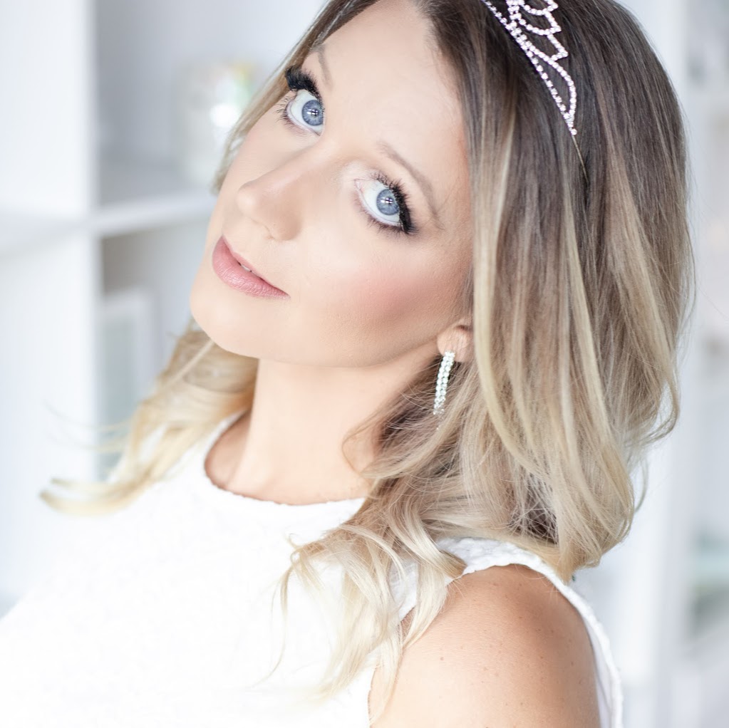 Victoria Blaire | 221-1083 Sunset Dr, Kelowna, BC V1Y 9Z2, Canada | Phone: (250) 870-1593