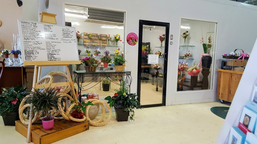 Burke Flowers | 1225 Wonderland Rd N, London, ON N6G 2V9, Canada | Phone: (519) 672-8190