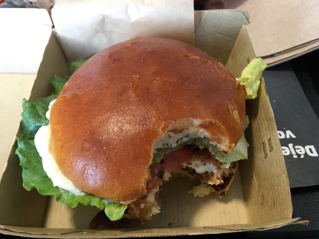 McDonalds | 1003 Chemin de Masson, Gatineau, QC J8M 1R4, Canada | Phone: (819) 281-6574
