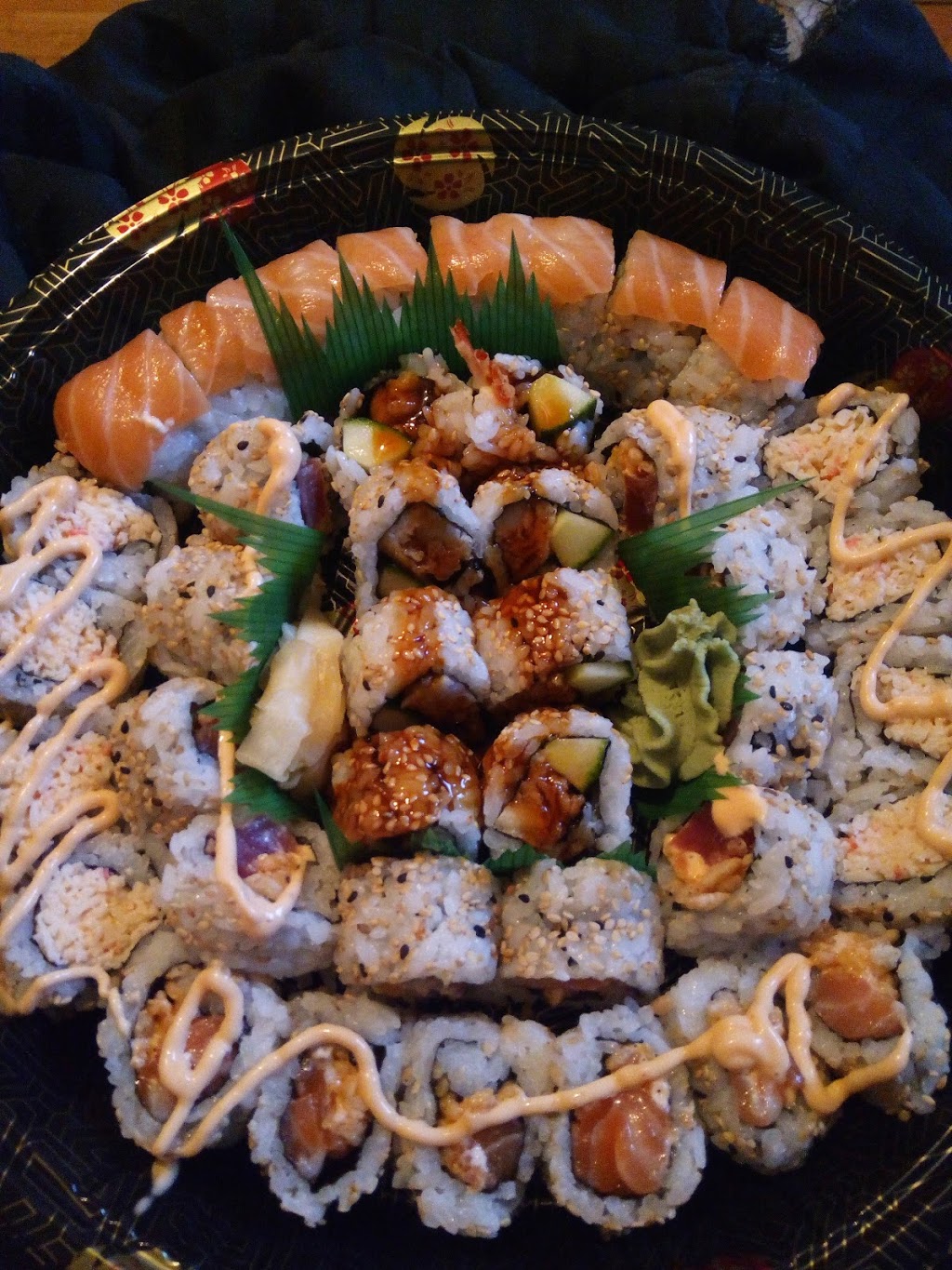 Sushi & Tea | 3027 Kingston Rd, Scarborough, ON M1M 1P1, Canada | Phone: (647) 350-8833