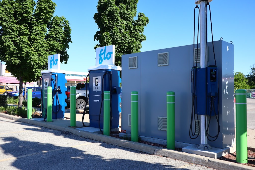 Flo Charging Station | 175,165 170.170 Country Squire Lane, Oakville, ON L6M 0L4, Canada | Phone: (844) 825-3356