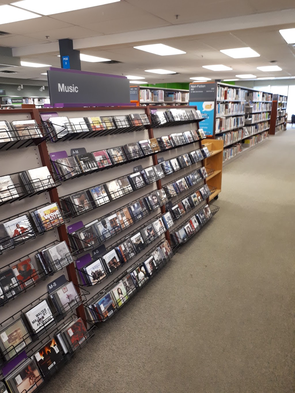 Edmonton Public Library - Castle Downs | 15379 Castle Downs Rd NW, Edmonton, AB T5X 3Y7, Canada | Phone: (780) 496-1804