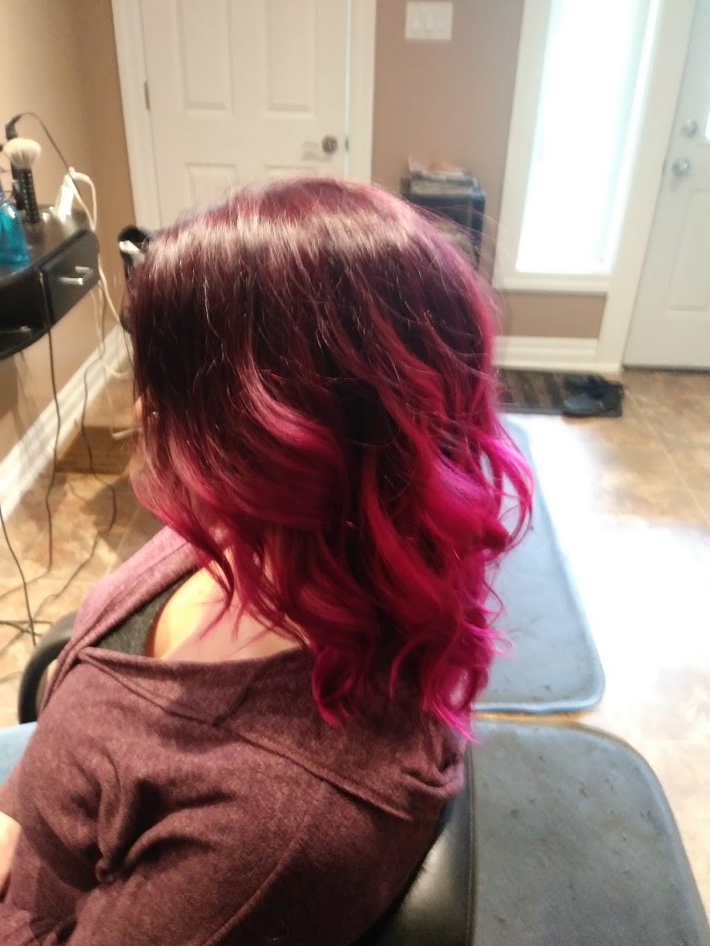 Northernlights Hair Studio | 965 Nantyr Dr, Innisfil, ON L9S 1S7, Canada | Phone: (705) 431-2899