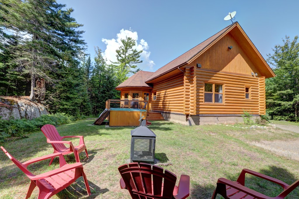Chalet no. 66 by Fiddler Lake Resort® (Lapin-Rabit) | 35 Chem. Fiddleridge Resort, Mille-Isles, QC J0R 1A0, Canada | Phone: (800) 721-0371