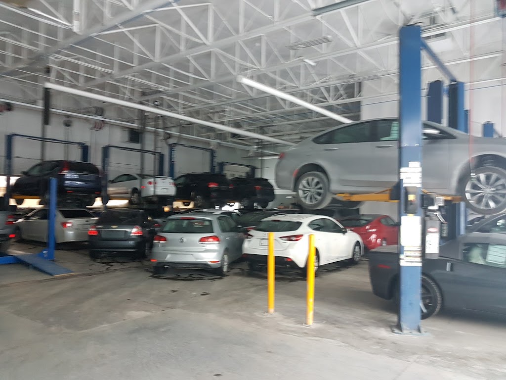Le Méga Centre Park Avenue La Prairie | 150-B Bd Taschereau, La Prairie, QC J5R 1S8, Canada | Phone: (450) 445-2886