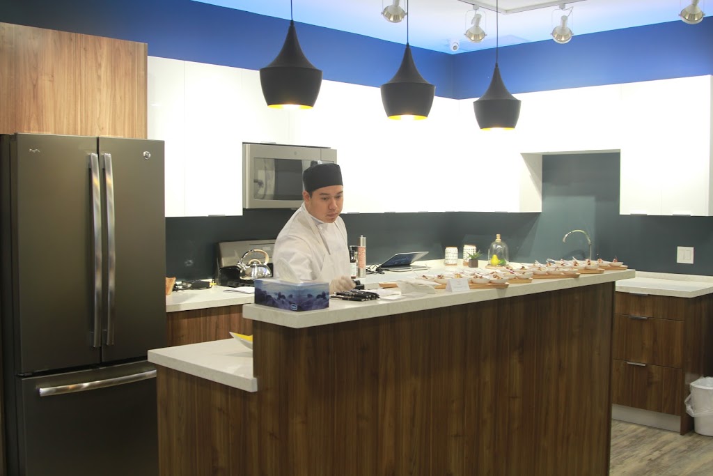 GoldenHome Cabinetry | 250 Don Hillock Dr #3, Aurora, ON L4G 0G9, Canada | Phone: (905) 727-8800