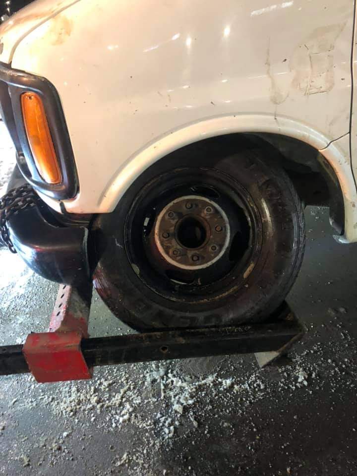 J-A-Y Auto Truck & Trailer Repair Shop | 4115 64 Ave SE Bay 1, Calgary, AB T2C 2C8, Canada | Phone: (403) 988-8696