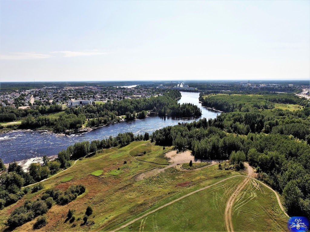 Life in Motion | 230A Chemin Mailloux, La Malbaie, QC G5A 1G5, Canada | Phone: (418) 679-7597