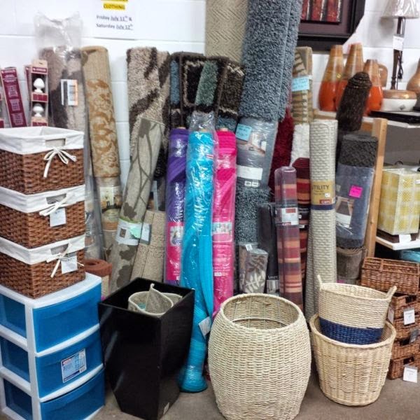 Dealz Liquidation Warehouse | 184 Rosemount Ave, Exeter, ON N0M 1S3, Canada | Phone: (519) 235-4446