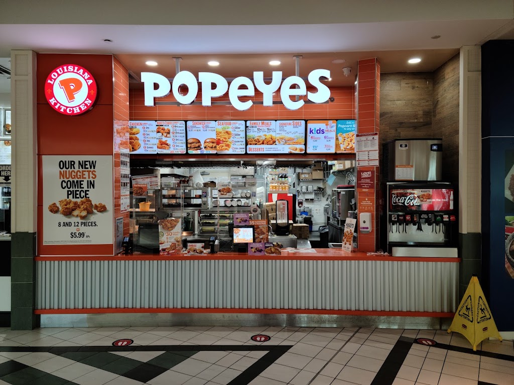 Popeyes Louisiana Kitchen | 240 Leighland Ave, Oakville, ON L6H 3H6, Canada | Phone: (905) 815-9666