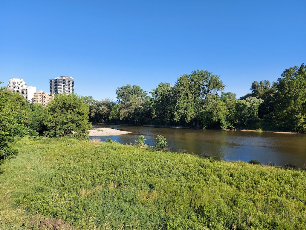 Riverside Park | 78 Riverside Dr, London, ON N6H 1B4, Canada | Phone: (519) 661-5575