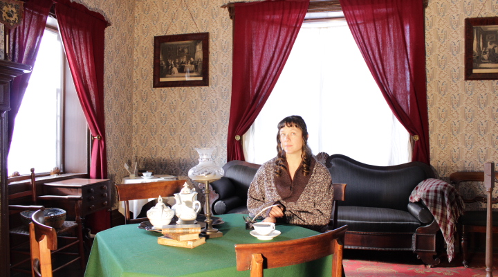 Montgomerys Inn | 4709 Dundas St W, Etobicoke, ON M9A 1A8, Canada | Phone: (416) 394-8113