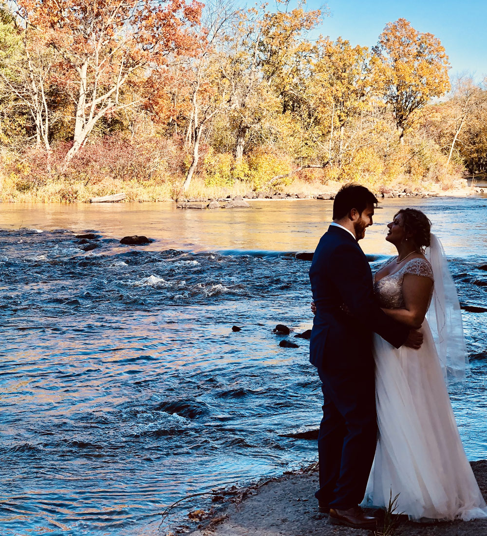 Riverstone on the Crowe | 651 Crowe River Rd, Campbellford, ON K0L 1L0, Canada | Phone: (705) 772-0741