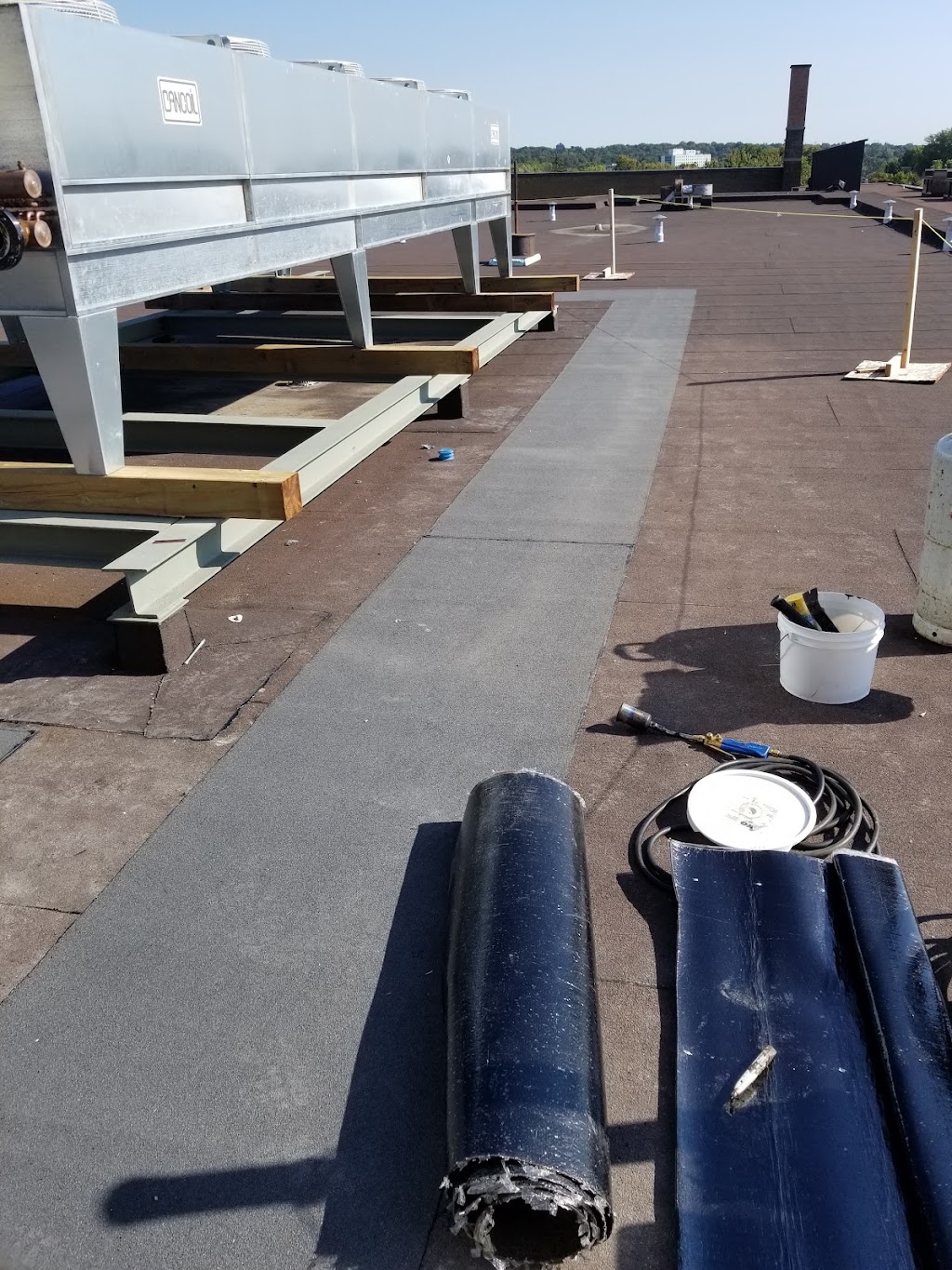 Simonz Roofing & Waterproofing | 48 Upney Dr, Nepean, ON K2J 5G7, Canada | Phone: (613) 552-9904