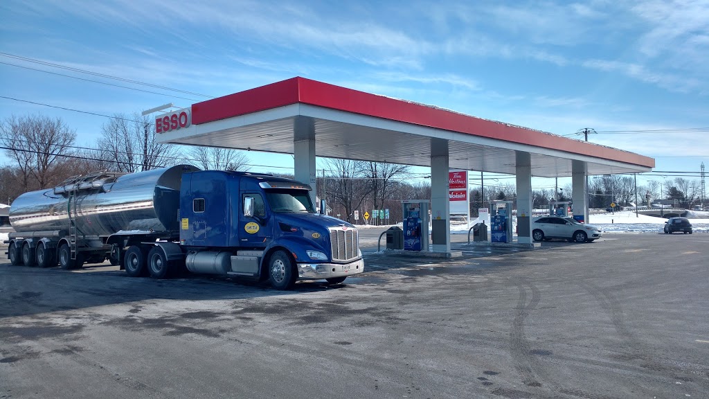 Dépanneur Voisin / Esso Coteau du Lac | 61 QC-201, Coteau-du-Lac, QC J0P 1B0, Canada | Phone: (450) 308-2548