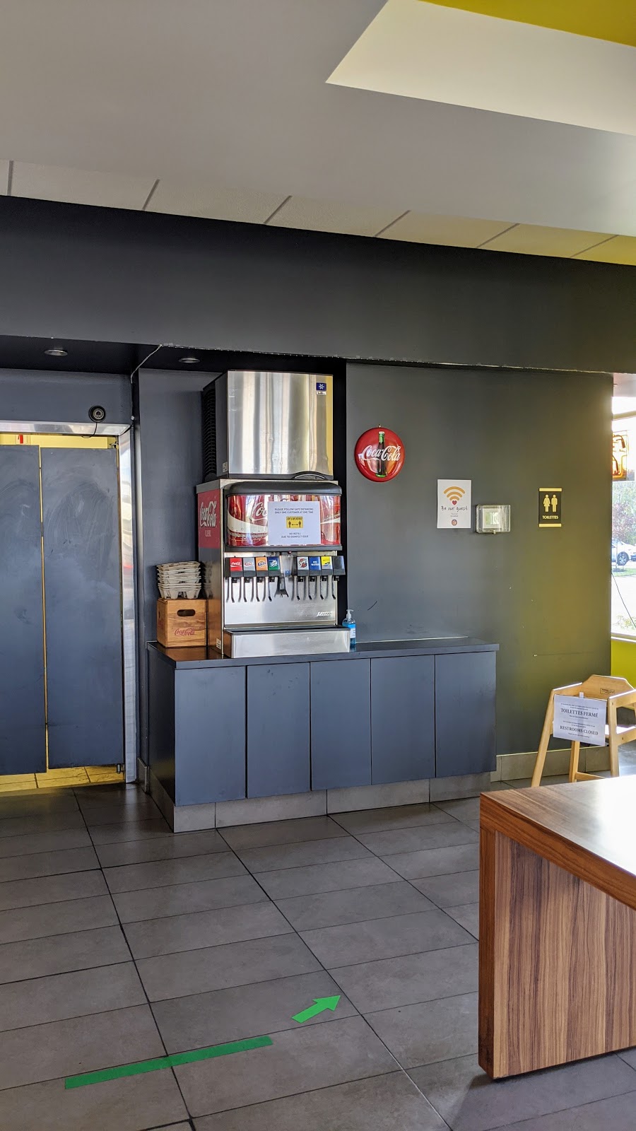 Eds Sub Dieppe | 504- A Champlain St, Dieppe, NB E1A 1P4, Canada | Phone: (506) 858-9284
