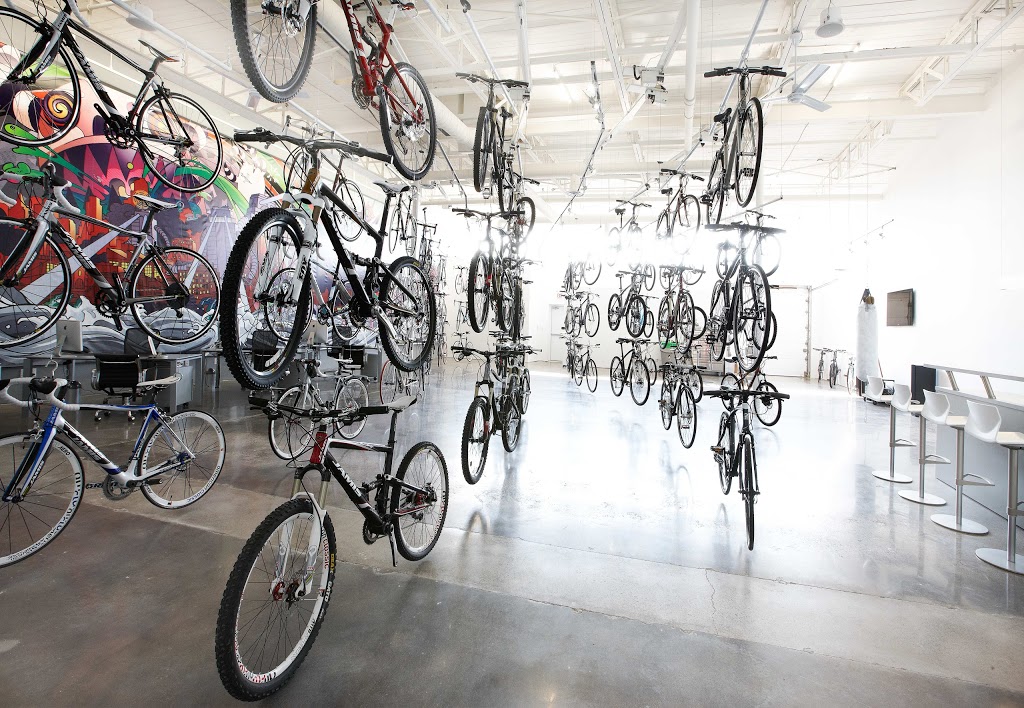 Jamis Bicycle Factory Store | 2464 Dufferin St, York, ON M6B 3P8, Canada | Phone: (416) 787-4998