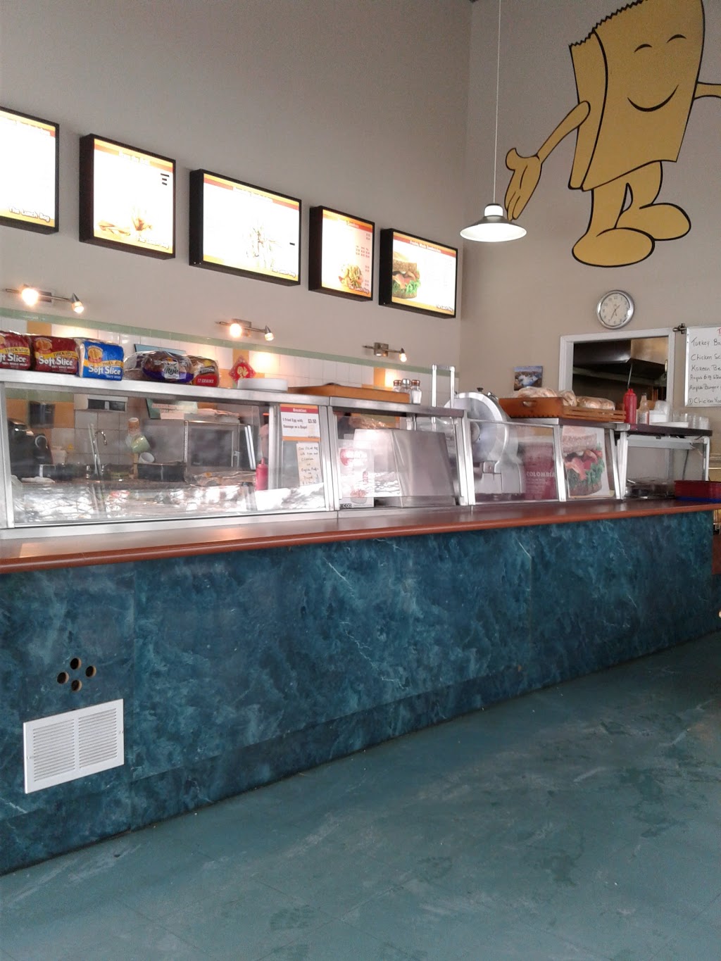 The Lunch Bag Deli Cafe | 2601 Matheson Blvd. East, Mississauga, ON, Mississauga, ON L4W 5A8, Canada | Phone: (905) 238-6262