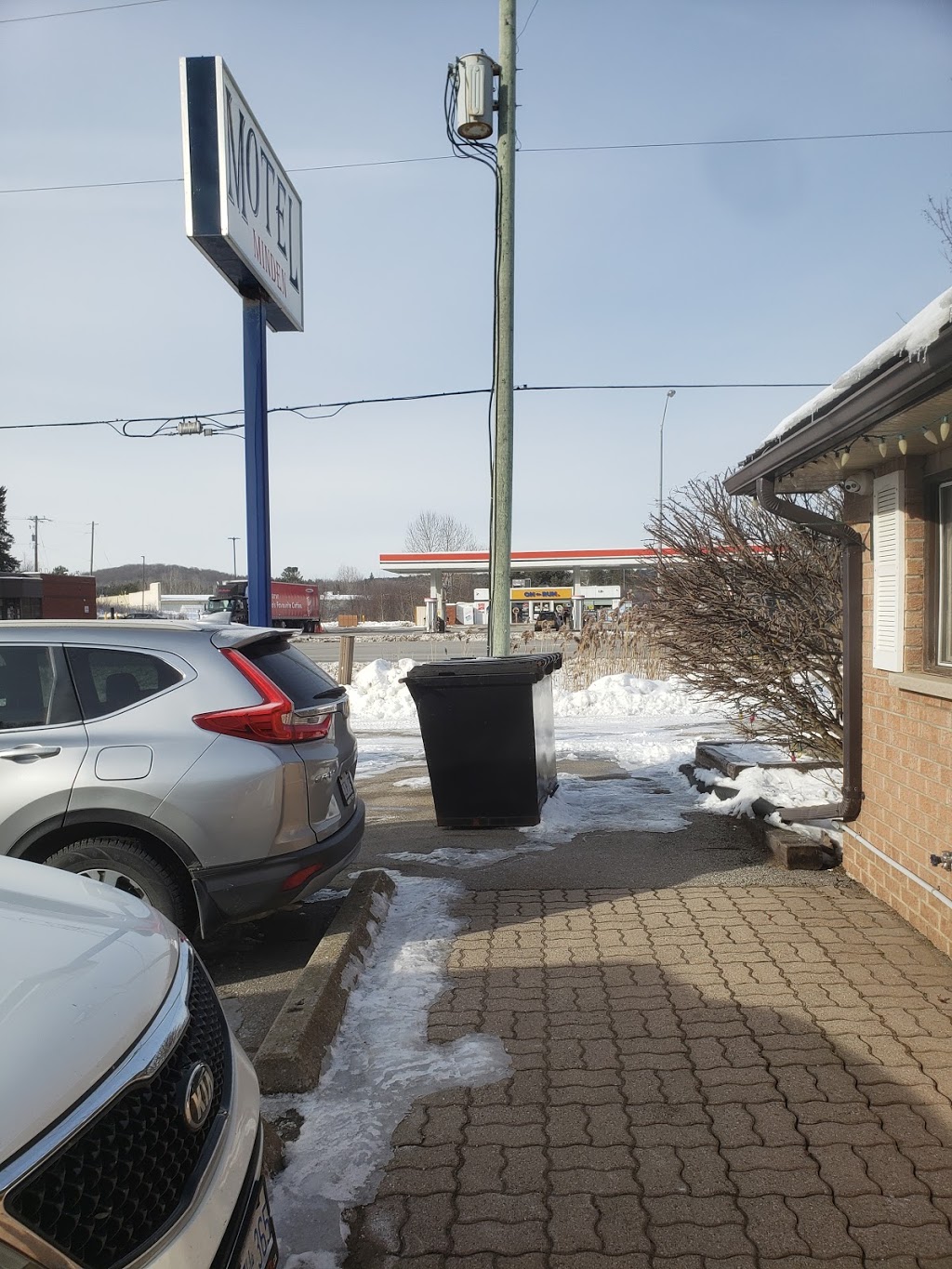 Motel Minden | 12600 ON-35, Minden, ON K0M 2K0, Canada | Phone: (705) 286-6900