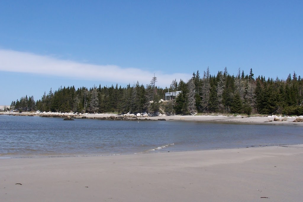 Red Head Beach House | 135 Water St, Shelburne, NS B0T 1W0, Canada | Phone: (902) 875-2729