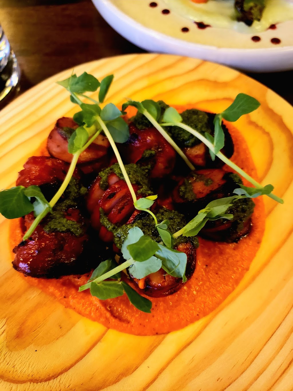 Fishbone Kitchen + Bar | 302 Wellington St E #7, Aurora, ON L4G 1J5, Canada | Phone: (905) 503-6146