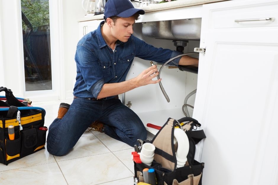 Handyman Abbotsford | 33710 Marshall Rd #313, Abbotsford, BC V2S 1L3, Canada | Phone: (604) 243-2499