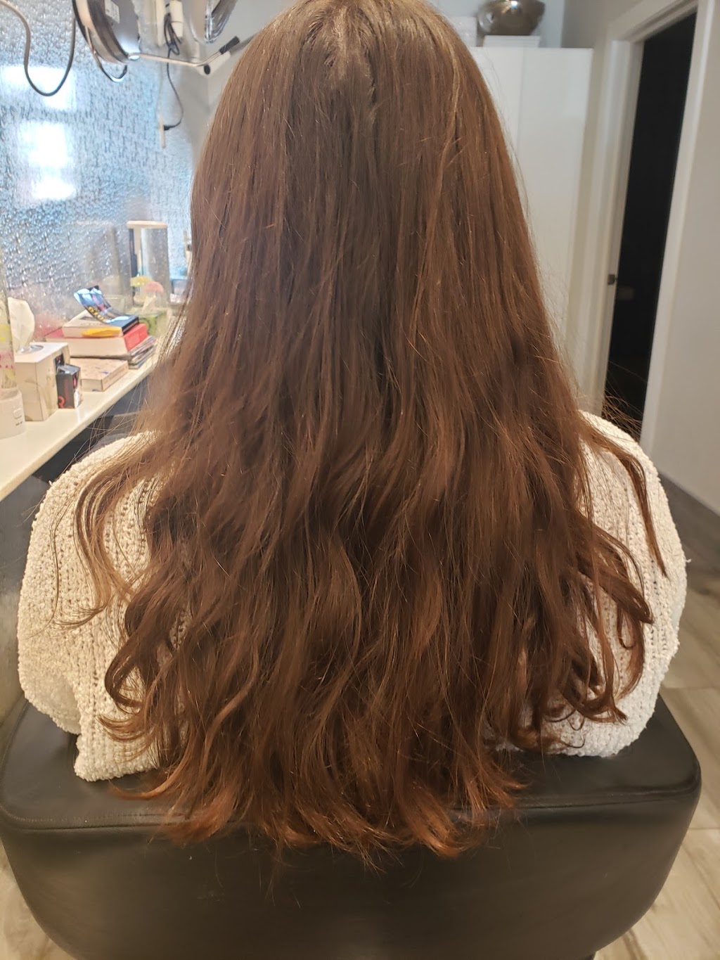 Studio Me Hair Design | 1281A Wellington St W, Ottawa, ON K1Y 3A8, Canada | Phone: (613) 695-3480