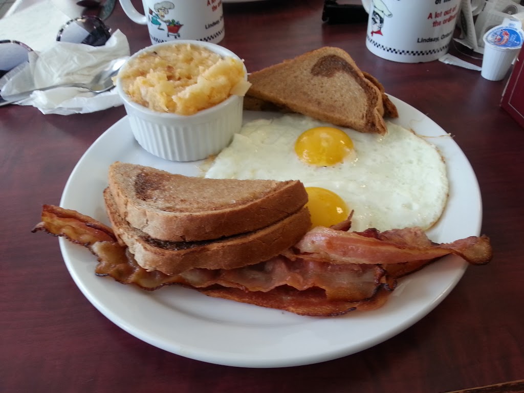 St Daves Diner | 2925 ON-35, Lindsay, ON K9V 4R4, Canada | Phone: (705) 328-9411