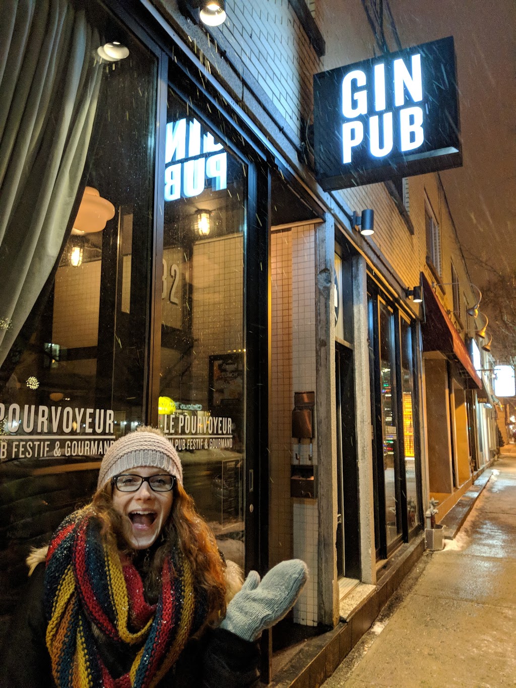 Le Pourvoyeur Fleury | 1432 Rue Fleury E, Montréal, QC H2C 1R8, Canada | Phone: (514) 381-8088
