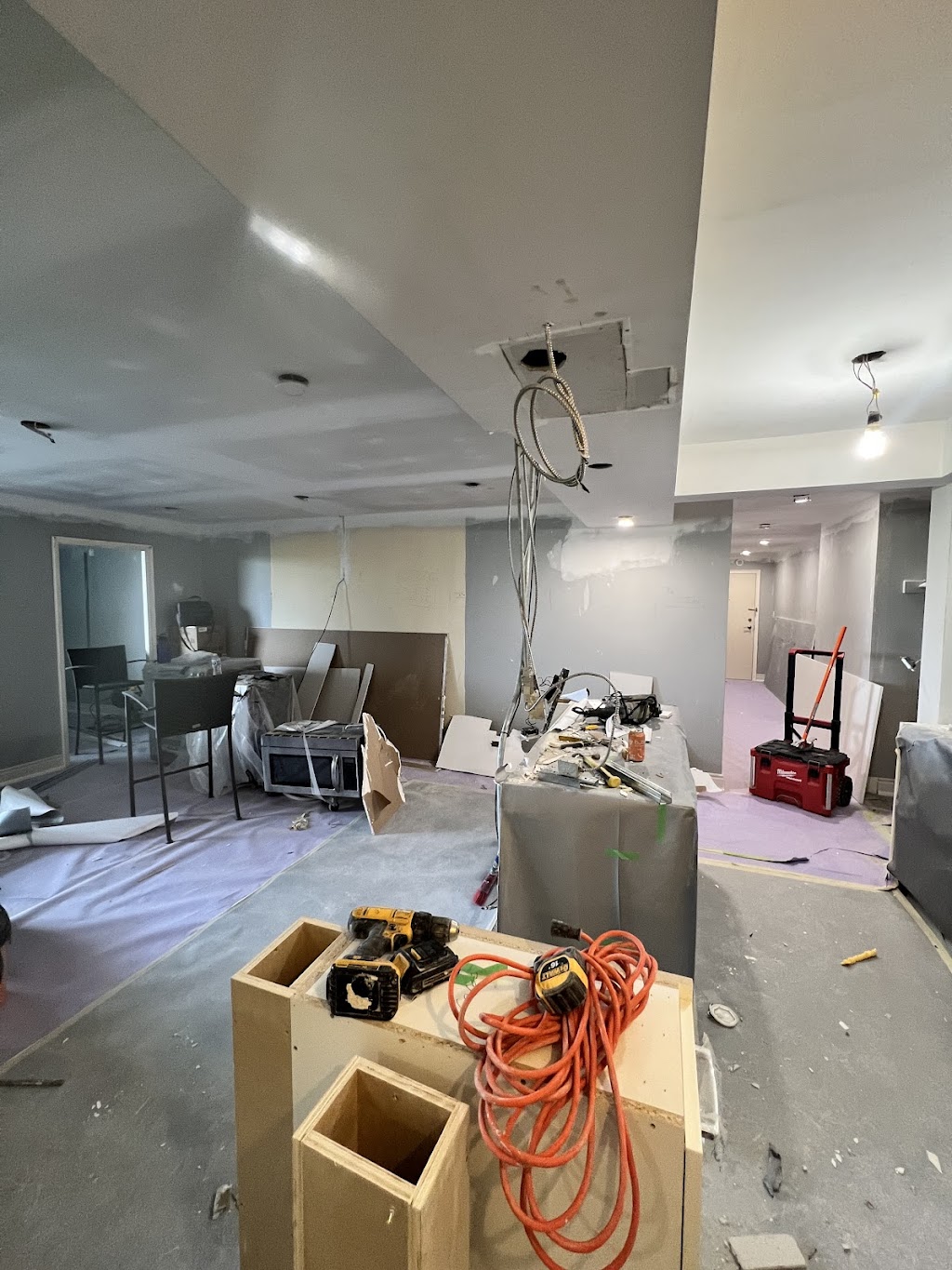 AJ Reno Plus Inc | 40 Valleybrook Dr, Kitchener, ON N2A 0J9, Canada | Phone: (416) 676-9066