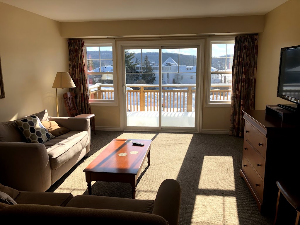 Getaways At Haliburton Heights | 1701 Wigamog Rd, Haliburton, ON K0M 1S0, Canada | Phone: (705) 457-3254