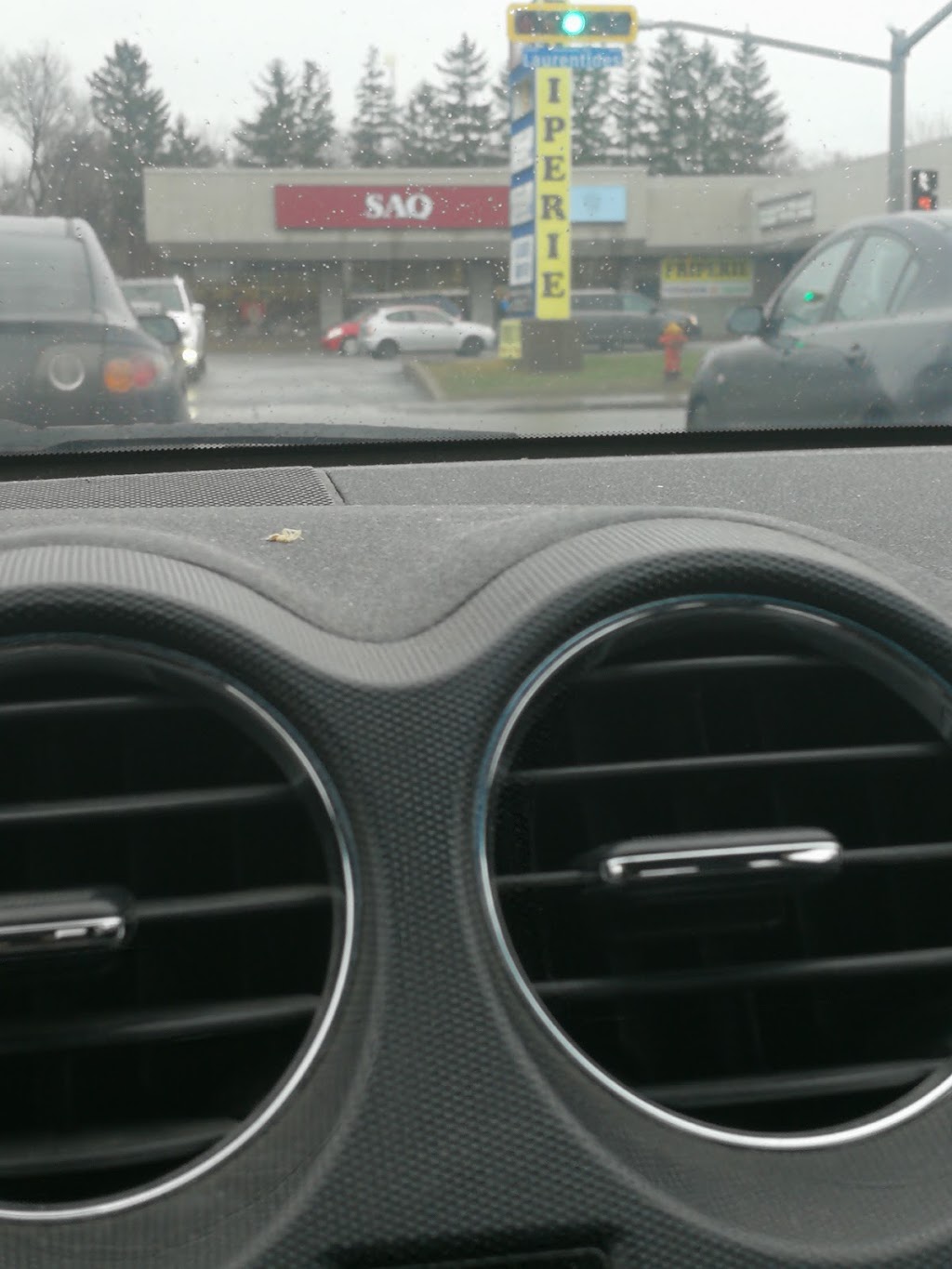 SAQ | 1089 Boulevard des Laurentides, Laval, QC H7G 2W2, Canada | Phone: (450) 669-9927