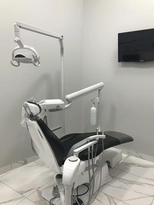 Trafalgar Dental Oakville | 2335 Trafalgar Rd d3, Oakville, ON L6H 6N9, Canada | Phone: (905) 257-2020