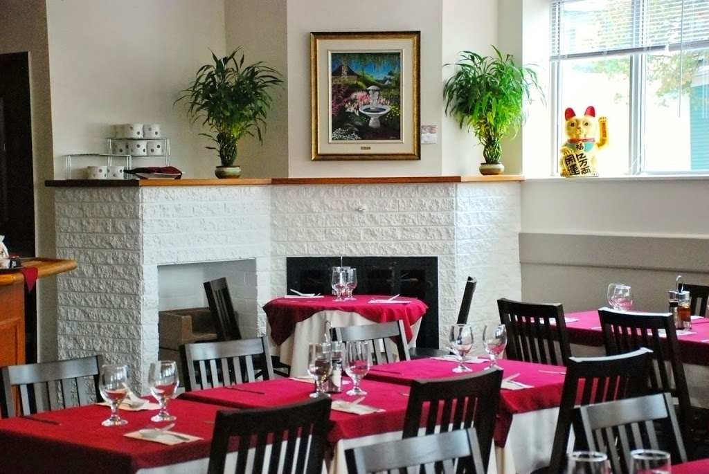 Auberge du Grand Lac | 40 Rue Merry S, Magog, QC J1X 3L1, Canada | Phone: (819) 847-4039