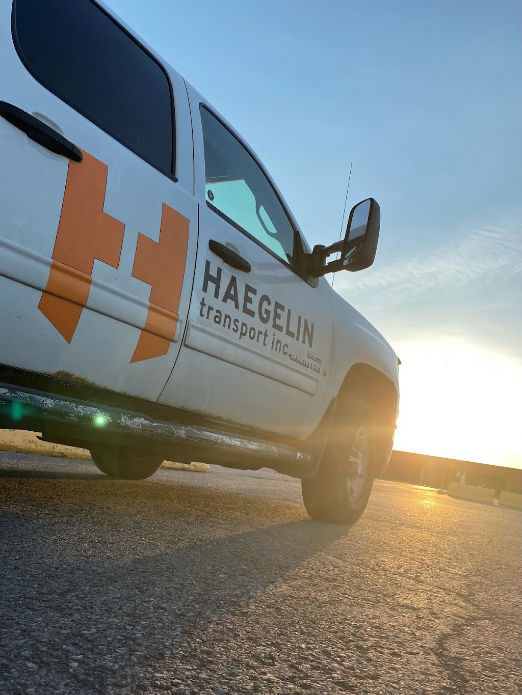 Haegelin Transport Inc | 3050 Bd de la Gare, Vaudreuil-Dorion, QC J7V 0H1, Canada | Phone: (438) 334-8135