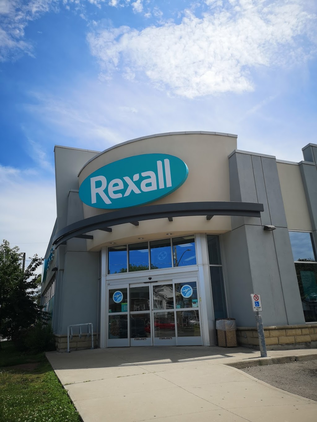 Rexall | 126 Queenston Rd, Hamilton, ON L8K 1G4, Canada | Phone: (905) 547-4168