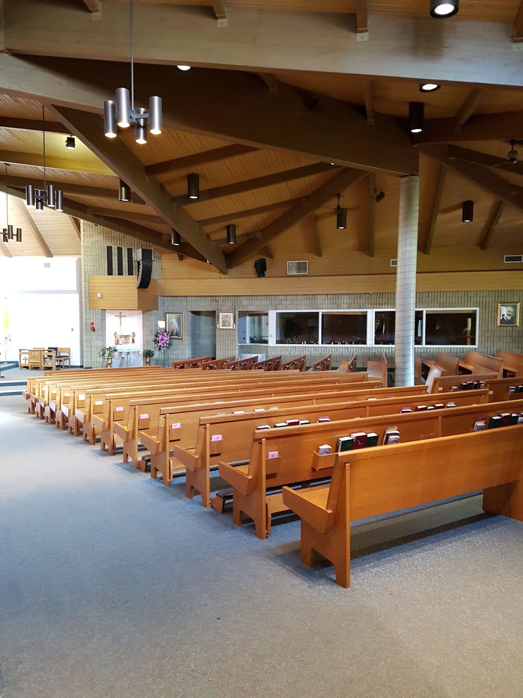 Annunciation of Our Lord | 280 Limeridge Rd W, Hamilton, ON L9C 2V2, Canada | Phone: (905) 388-2078