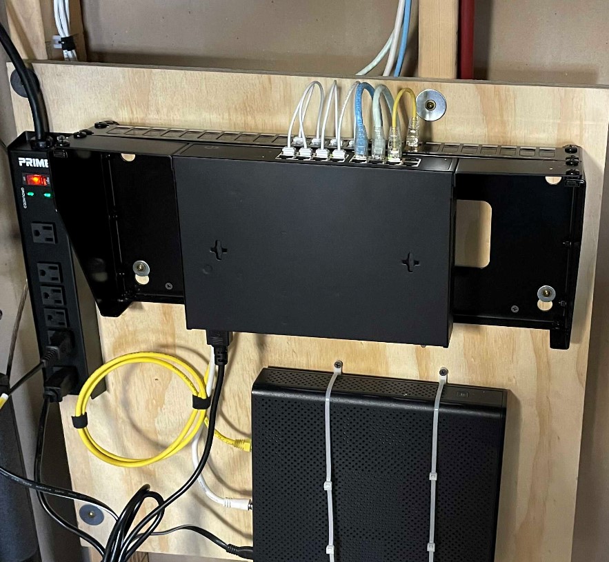 Running Cables | 482 South Service Rd E Unit 150, Oakville, ON L6J 2X6, Canada | Phone: (905) 932-2253