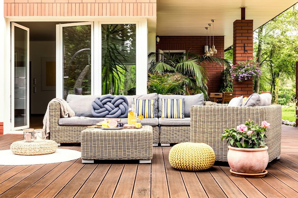 Landscaping, Fencing Services Surrey | 13311 80 Ave, Surrey, BC V3W 3B5, Canada | Phone: (604) 633-0400