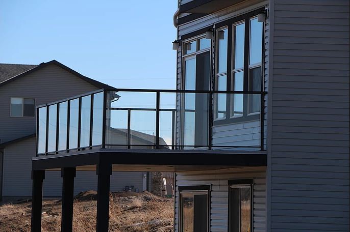 Canpro Deck and Rail Lethbridge | 3740 30 St N #15, Lethbridge, AB T1H 6Z4, Canada | Phone: (403) 929-2268