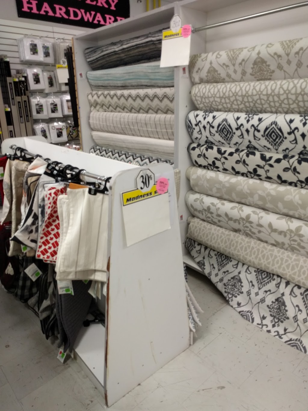 Fabricland | 600 Grandview St S, Oshawa, ON L1H 8P4, Canada | Phone: (905) 436-7589