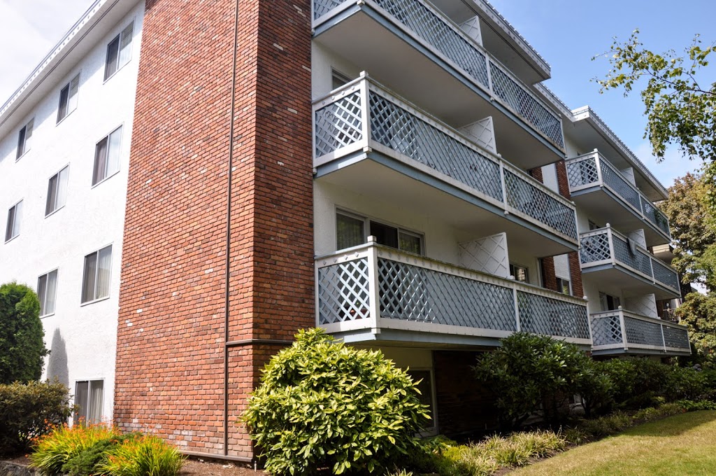 Villa Superior | 455 Superior St, Victoria, BC V8V 1T5, Canada | Phone: (250) 383-8765