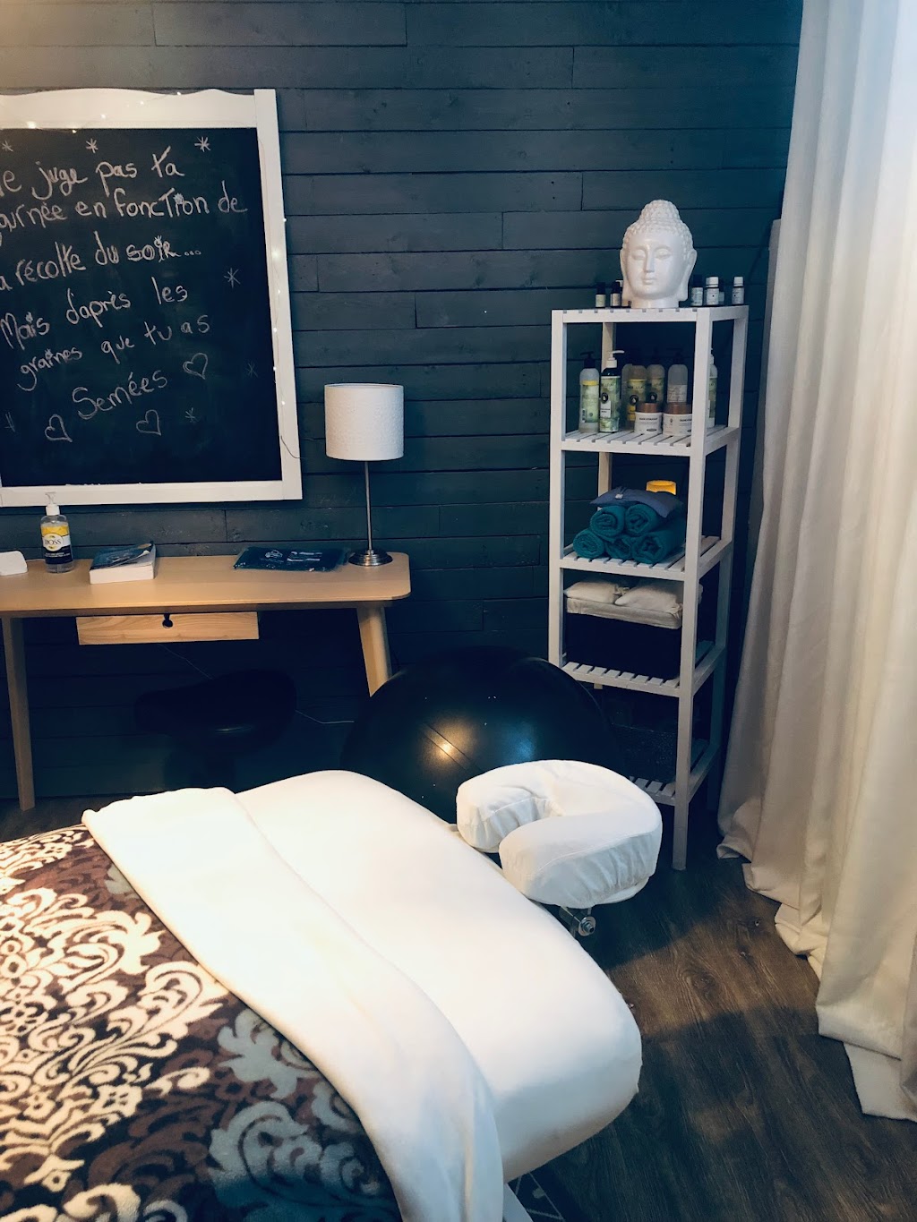 Nancy Giroux Massothérapeute, Terrebonne | 1934 Rue de Chamonix, Terrebonne, QC J6X 0A2, Canada | Phone: (514) 882-3120
