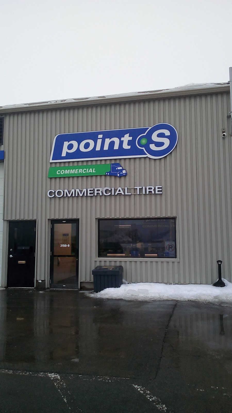 Point S - Commercial Tire | 3150 Rideau Rd #9, Ottawa, ON K1G 3N4, Canada | Phone: (613) 744-1100