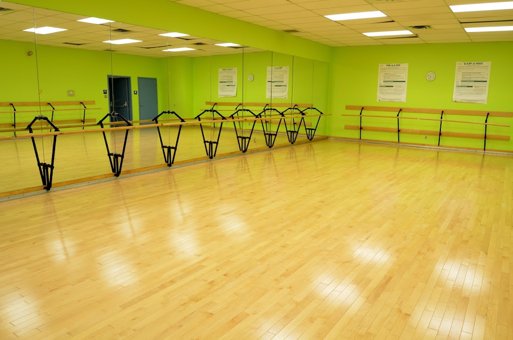 Pat Clark Community Center | 4355 Halmont Dr, Gloucester, ON K1J 8W6, Canada | Phone: (613) 748-1771