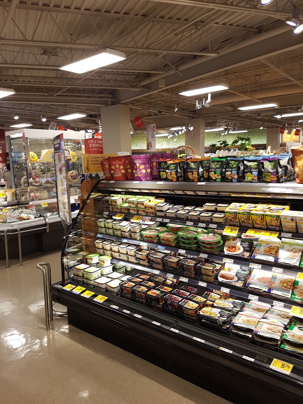 Metro Plus Cité des Jeunes | 214 Boulevard de la Cité-des-Jeunes, Gatineau, QC J8Y 6S8, Canada | Phone: (819) 778-7330