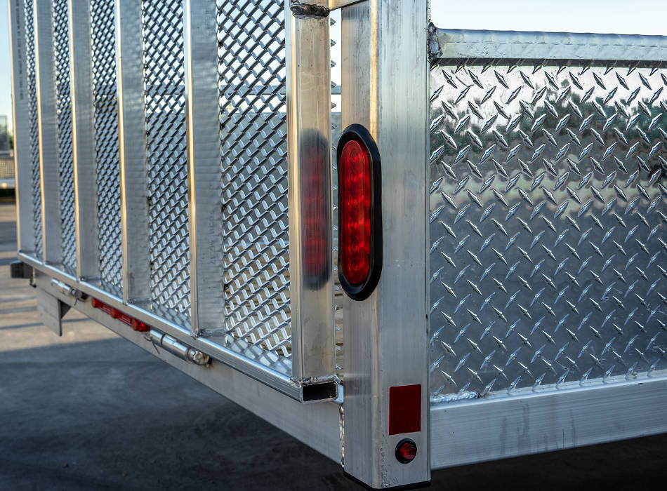 Enbeck Aluminum Products | 1030 Ayrshire Ln, Millbank, ON N0K 1L0, Canada | Phone: (519) 501-5697